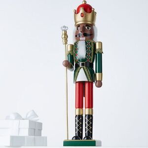 HOLIDAY LANE Christmas Cheer African American Red & Green Nutcracker King w/ Sta